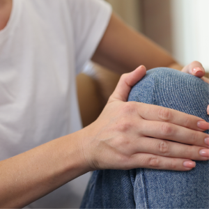 香港中醫推介 港島刮痧 港島銅鑼灣中醫 港島中醫收費 寶運中醫 肩頸痛 關節痛 發炎